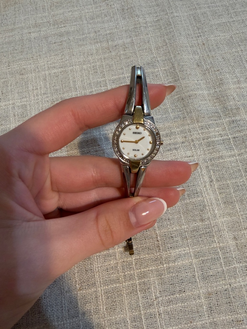 Seiko Solar SNE395 Ladies Watch White Dial Stainless Steel Crystal Accents